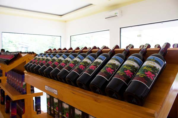 Sim wine is sold at Duong Dong market in Phu Quoc