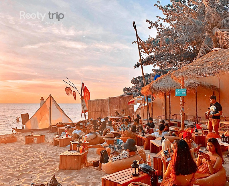 ocsen beach bar có gì đặc biệt