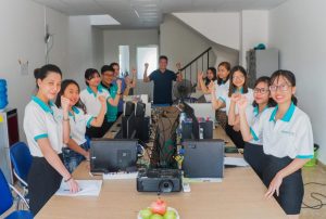 hợp tác cùng rootytrip