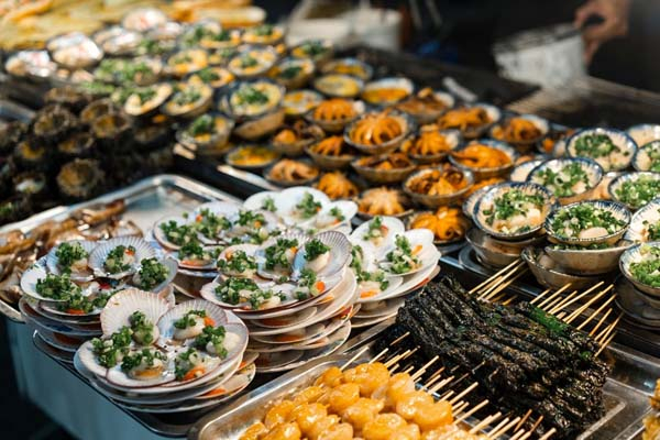 Discovering Local Cuisine at Dinh Cậu Phu Quoc Night Market