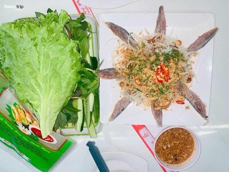 Phu Quoc herring salad