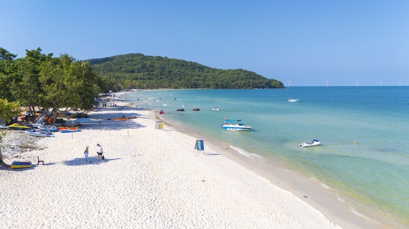 sunny white sand sao beach