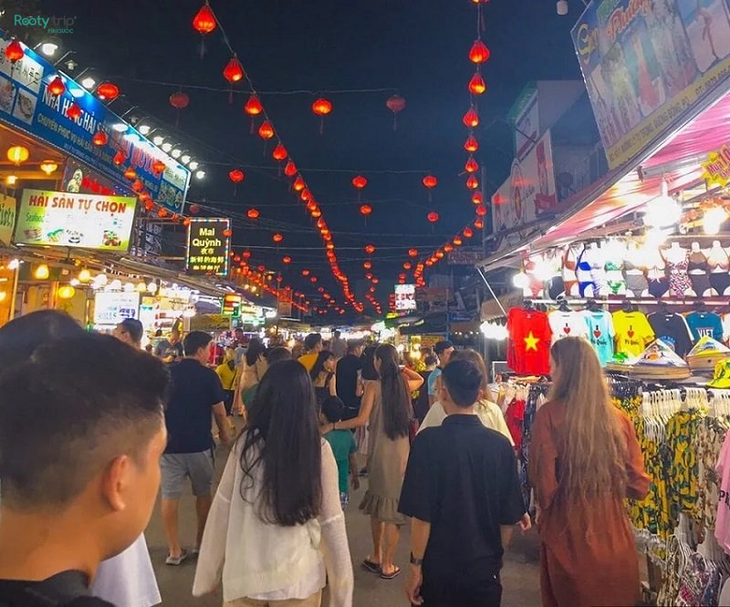 duong dong market