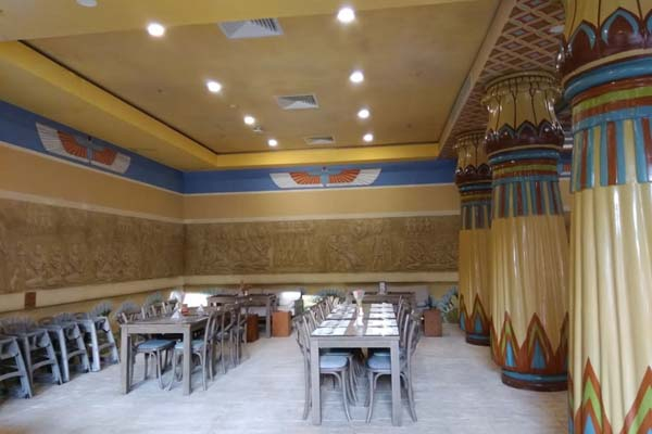The Magic of Giza Restaurant Ambiance