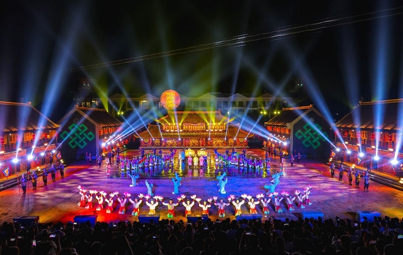 essence of viet nam ticket