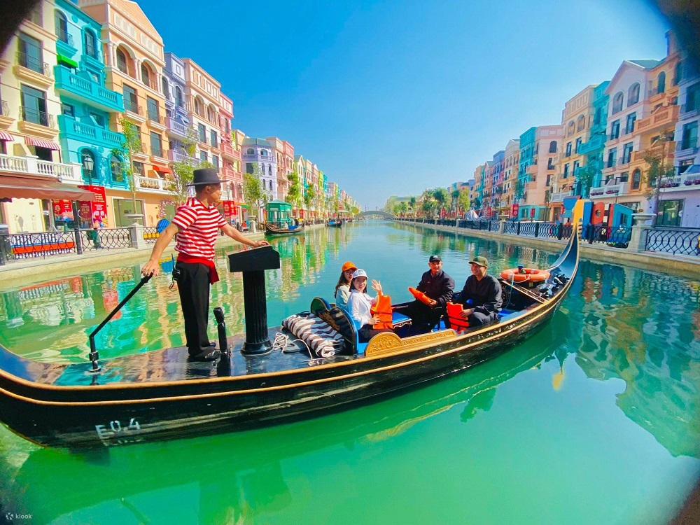 gondola boat ticket on the venice phu quoc river