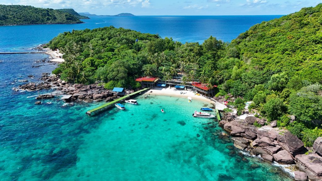Phu quoc cable car & island trip by speedboat