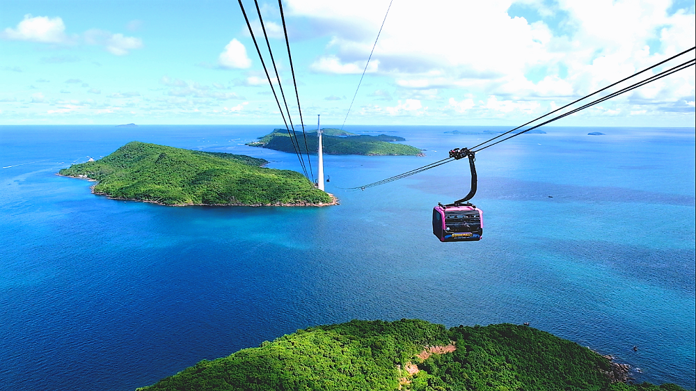 phu quoc cable car island trip