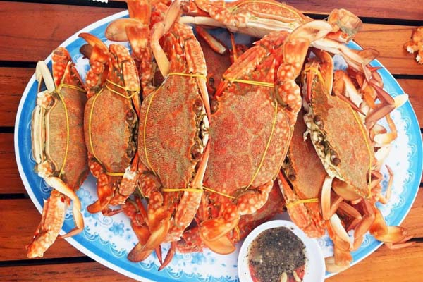 Ham Ninh crab is a specialty of Phu Quoc