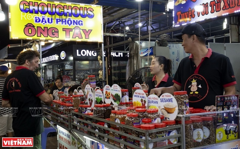 ăn gì ở chợ đêm Phú Quốc
