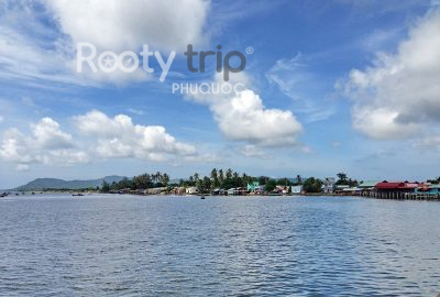 ham ninh fishing village