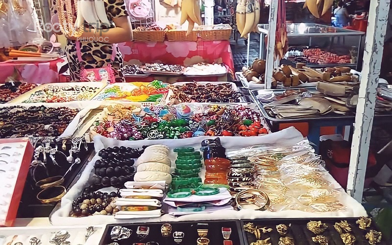 ăn gì ở chợ đêm Phú Quốc