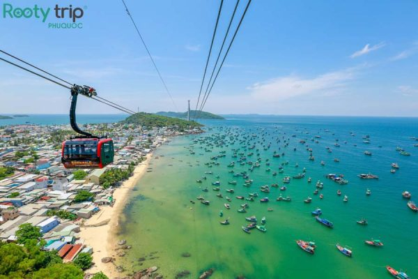 Admire the beautiful sea view from the cable car cabin