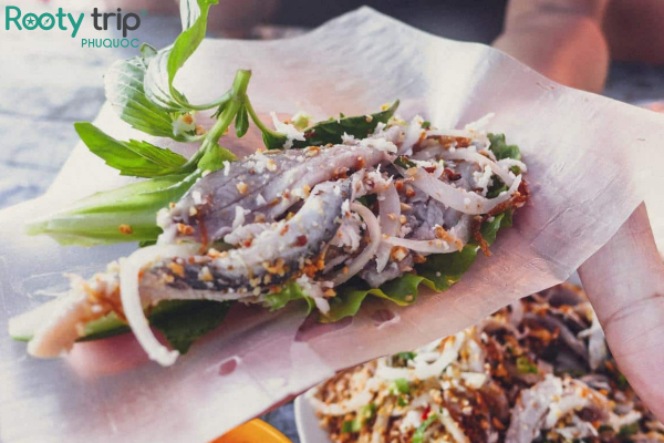 Hình ảnh món ăn Gỏi Cá Trích món ngon phải thử khi ghé Phú Quốc 