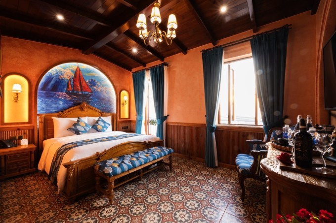 Khách sạn Venice với chủ đề lãng mạn tại Thị Trấn Hoàng Hôn