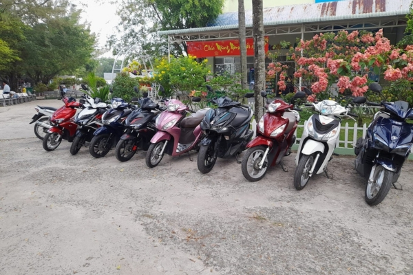 Motorbikes at Anh Vu