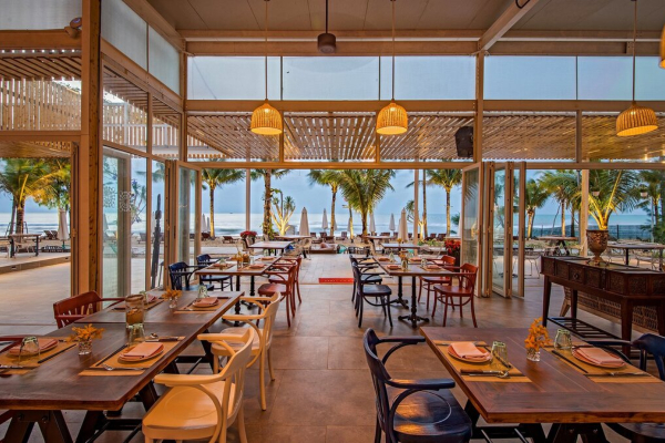 Shri Beach Club & Bar - Nơi lý tưởng để thư giãn và tận hưởng bầu không khí sôi động