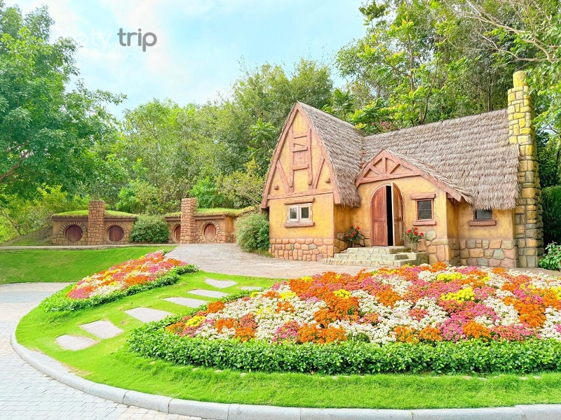 xứ sở thần tiên tour vinwonders grand world phú quốc trọn gói