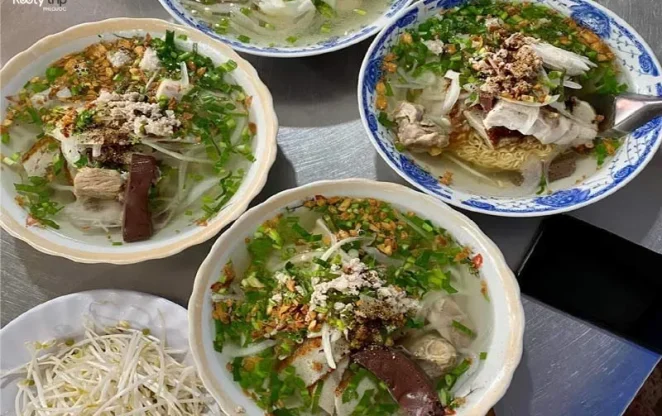 bánh canh chả cá phú quốc