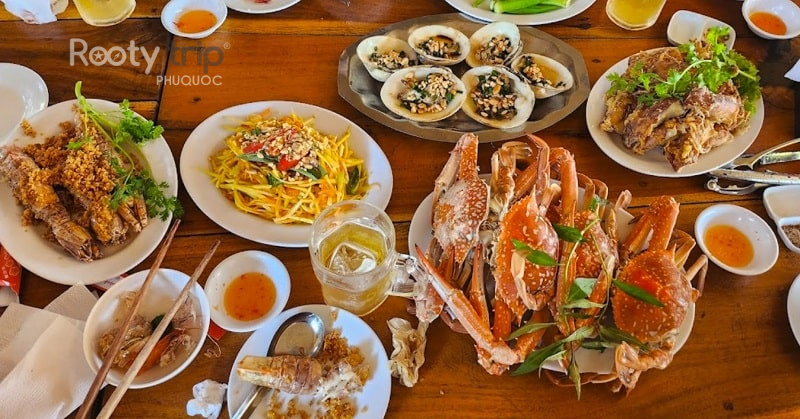 ăn gì ở Phú Quốc khi đi một mình