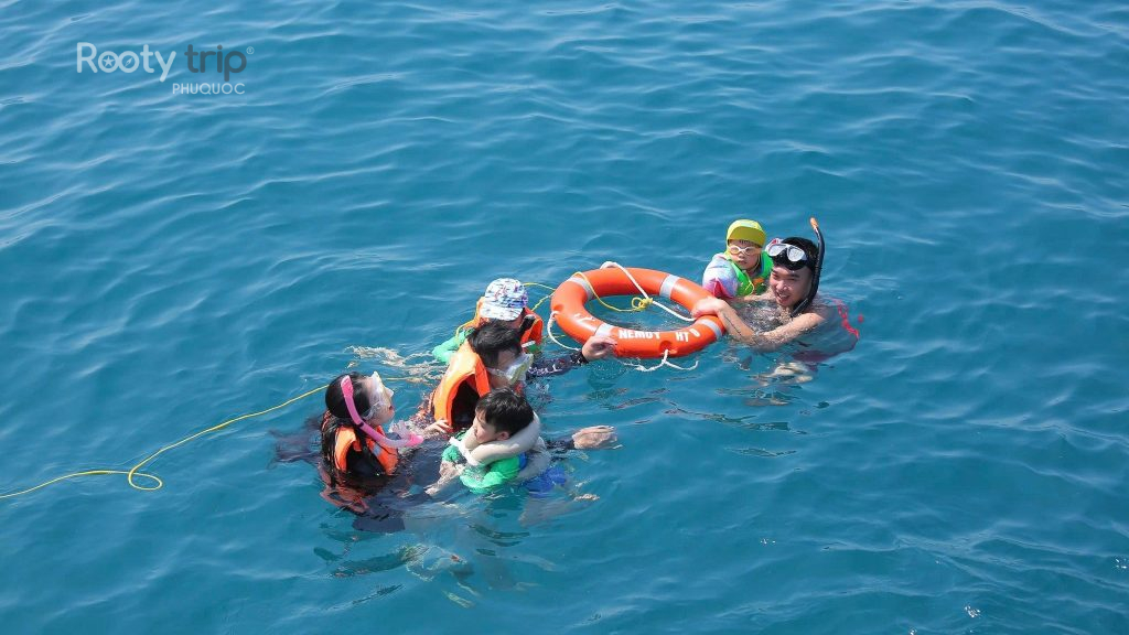 tour du thuyền phú quốc