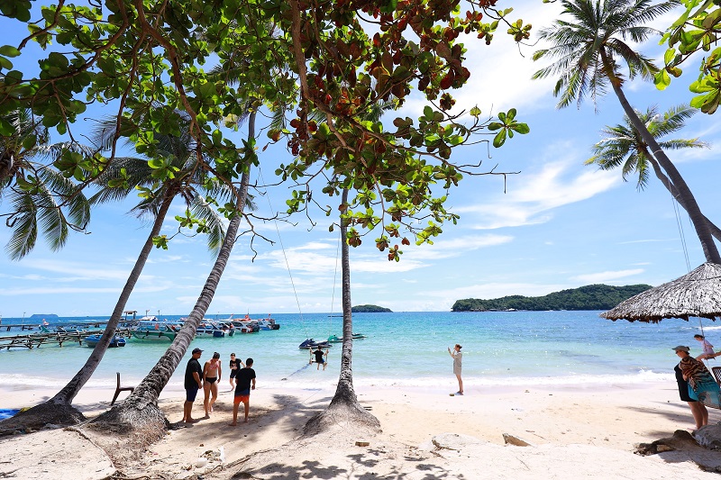 Canoe tour to 3 islands