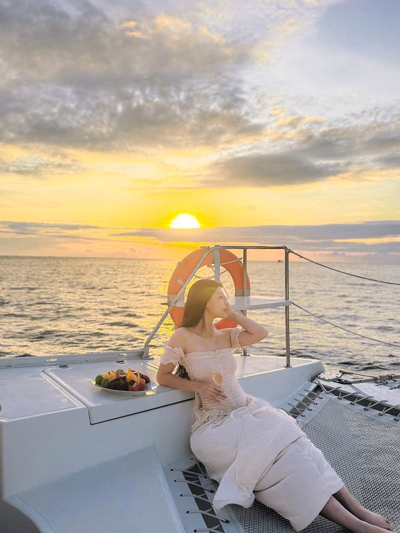yacht tour phu quoc