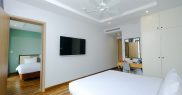 connecting room