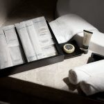 bo ve sinh ca nhan deluxe suite ocean view bathroom
