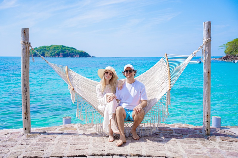 Dịch vụ chụp ảnh máy cơ cùng hdv rooty trip