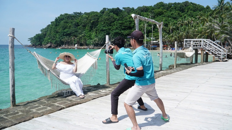 Dịch vụ chụp ảnh máy cơ bởi hdv rooty trip