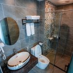 lyn hotel 2 phu quoc deluxe city view room