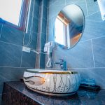 lyn hotel 2 phu quoc family room city view