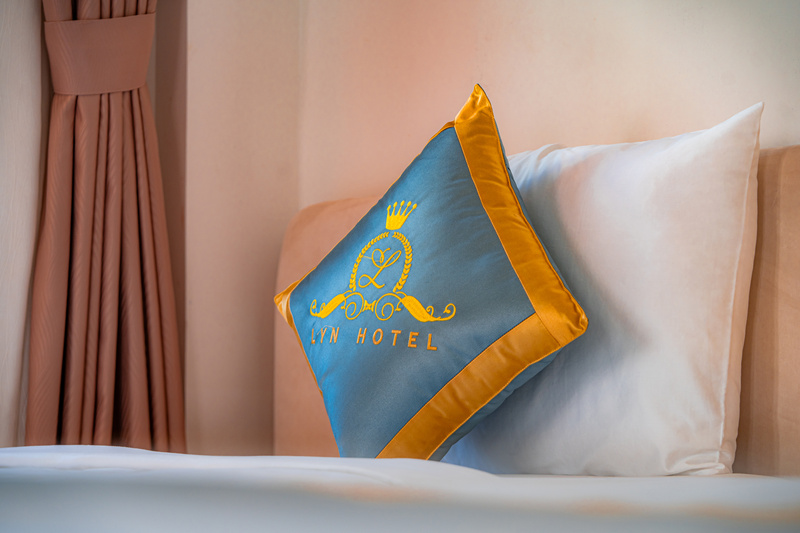 lyn hotel 2 phu quoc family room city view
