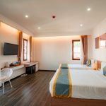 lyn hotel 2 phu quoc triple room city view